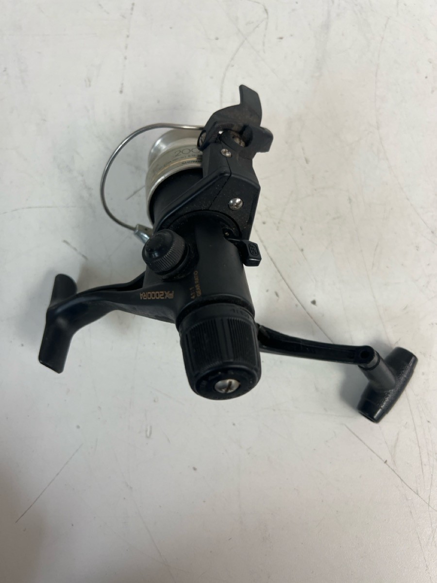 Shimano Fishing Reel Fx2000ra Rear Drag Spinning Reel Lightweight (P24036529)