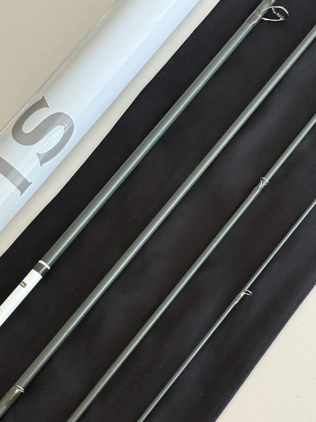 **BEAUTIFUL** 🔥 ORVIS HELIOS-4F. 3wt. 11’ft Flyrod!!🔥 ~NEW 2024~🔥