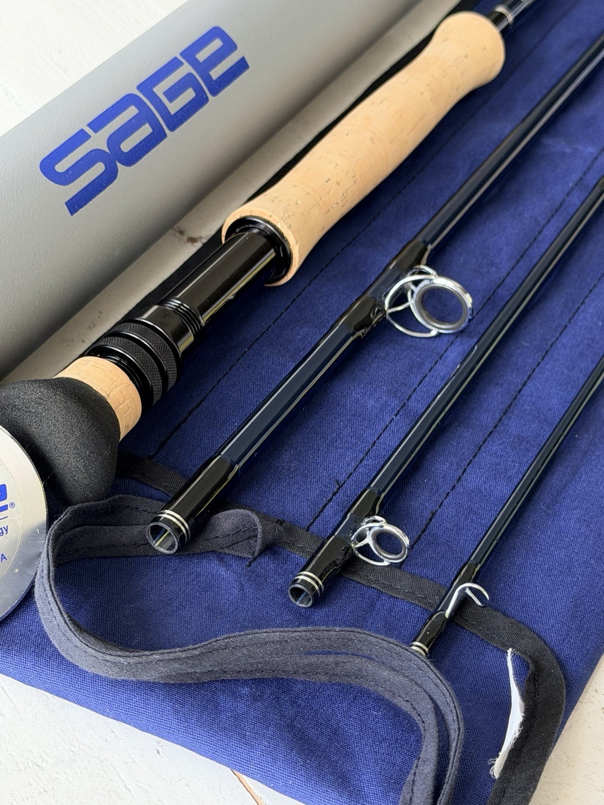 **BEAUTIFUL** 🔥 SAGE SALT Xi 2. 11wt. 9’ft~4pc Flyrod!!🔥~LEGENDARY~🔥