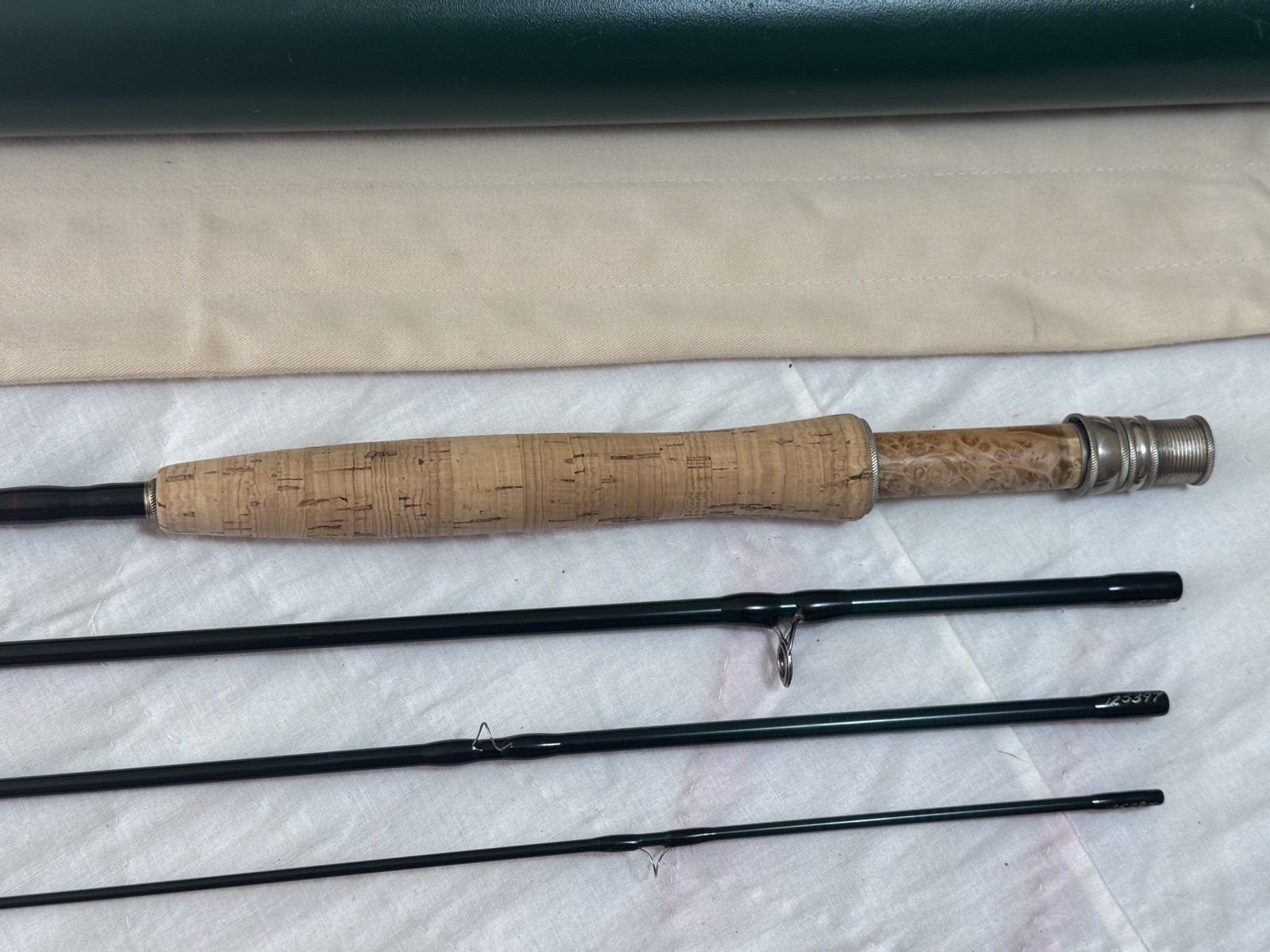 R.L.Winston Boron llX 8ft6in 3wt 4 pc fly rod Beautifull Condition
