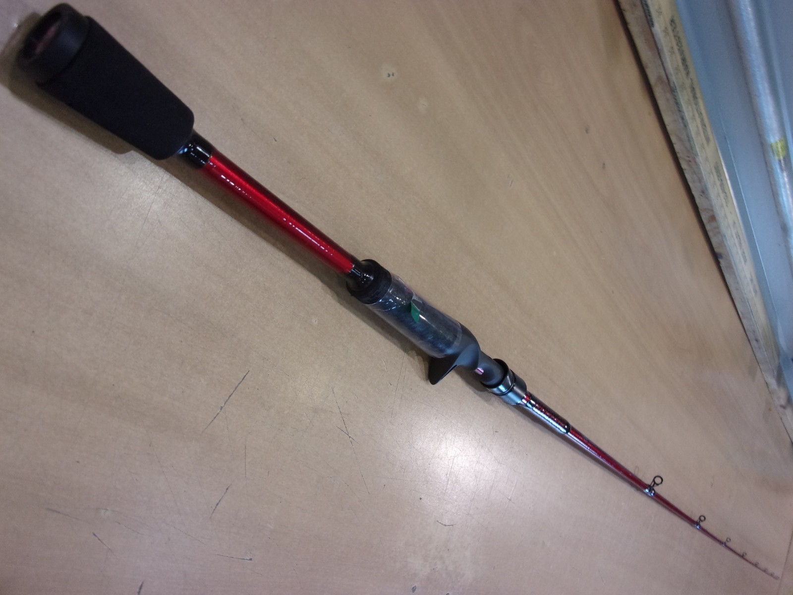 SHAKESPEARE UGLY STIK CARBON 7 foot Medium Heavy casting rod
