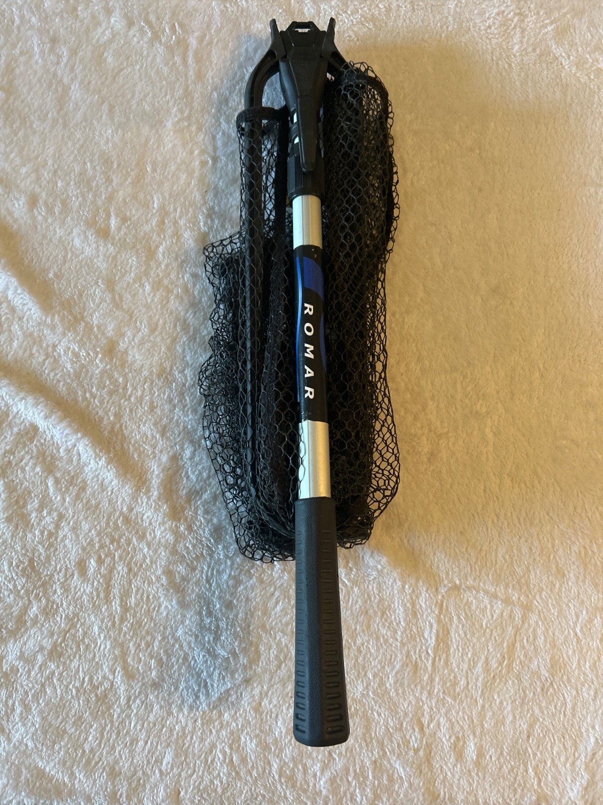 Trophy Series Collapsible Landing Nets Size 16″x16″