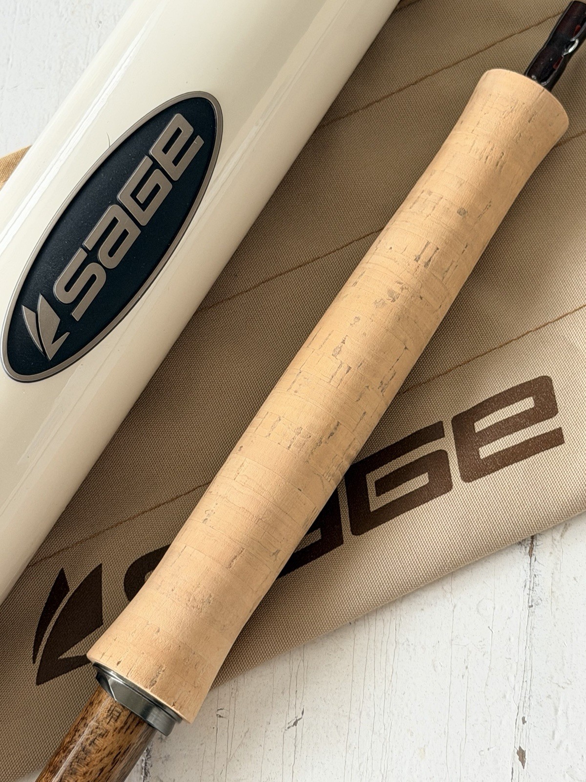 **BEAUTIFUL** 🔥 SAGE CLASSIC R8 5wt. 8’6”in FlyRod!!🔥~LEGENDARY~🔥