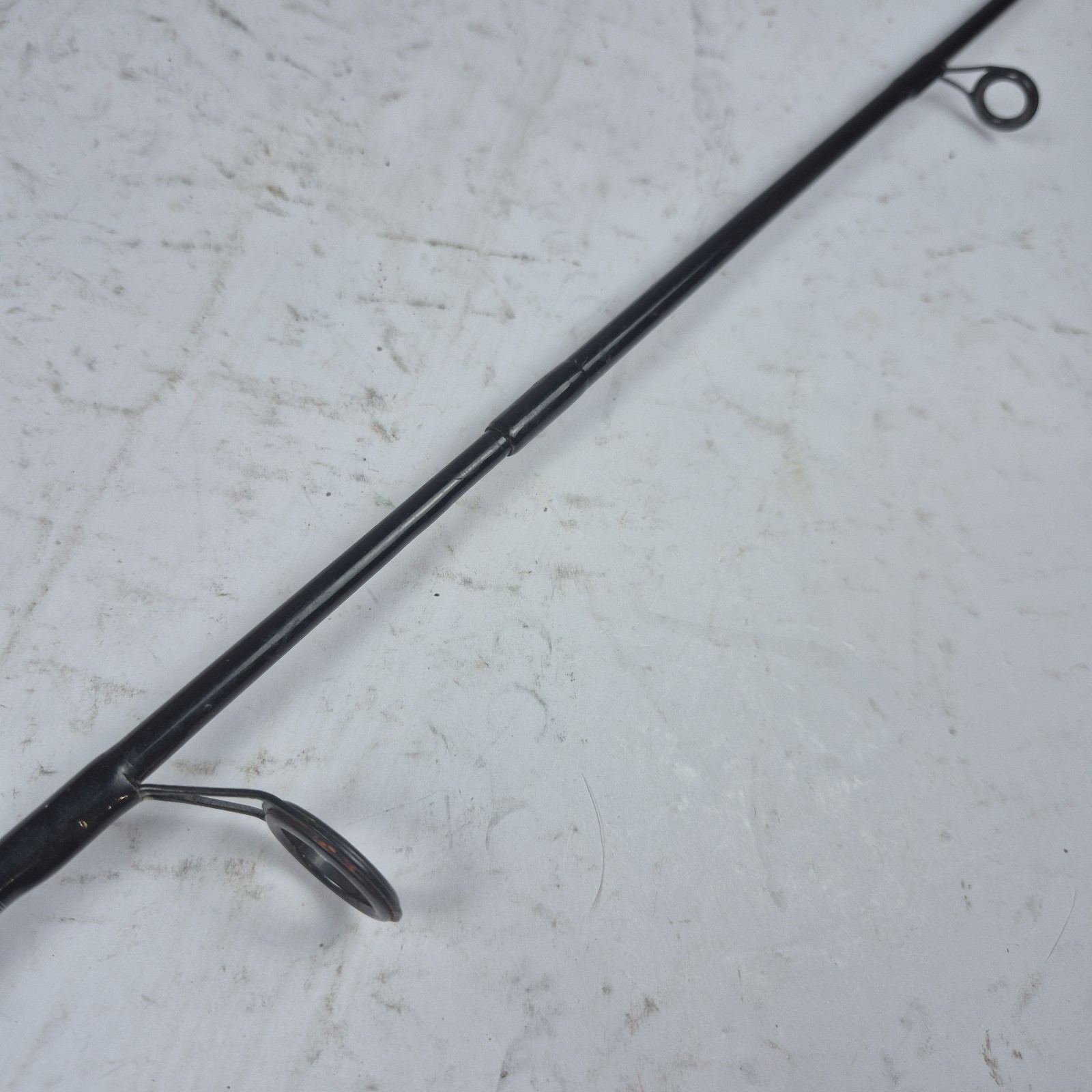 Daiwa D-Shock DSC F562L – 5’6” 2-Piece Spinning Fishing Rod