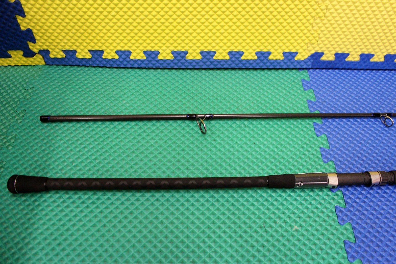 Okuma Rockaway Surf Spinning Rod 11′ 0″ Medium 2-Piece RA-S-1102M