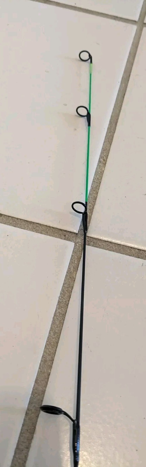 Shimano Sedona UltraLight 30″ Ice Fishing Rod AA Cork Grip, Well Made 2-4Lb Test
