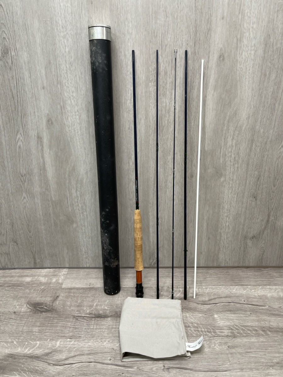 Thomas & Thomas Horizon HS 865-4 8’6″Fly Rod with Sock and Tube (A1D029942)