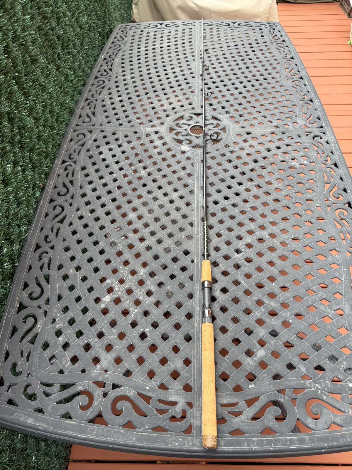 Cabela’s Salt Striker ISS 704-2A, 7’0″, Med Heavy, Mod, 12-20lb, 1/4-1oz, Spin