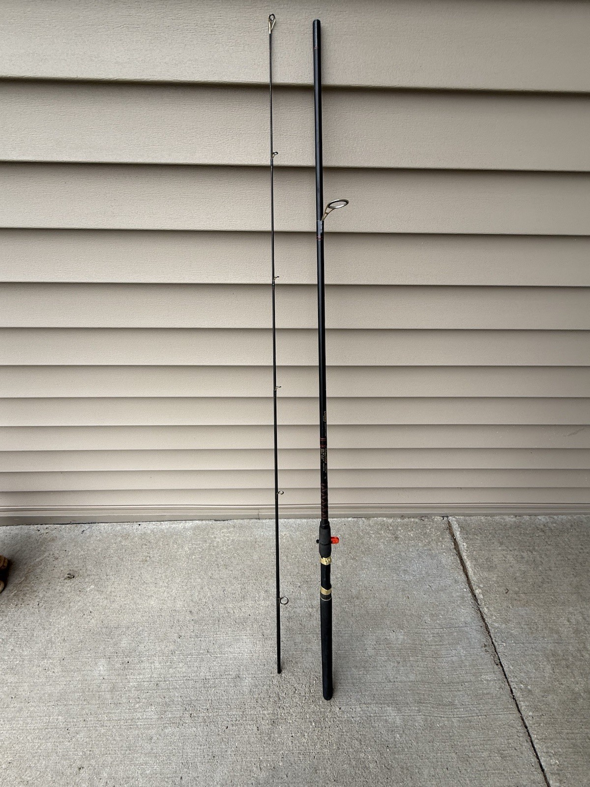 Daiwa Apollo 1616 Medium Action Rod 8-16lbs 2 Piece 8 1/2ft.