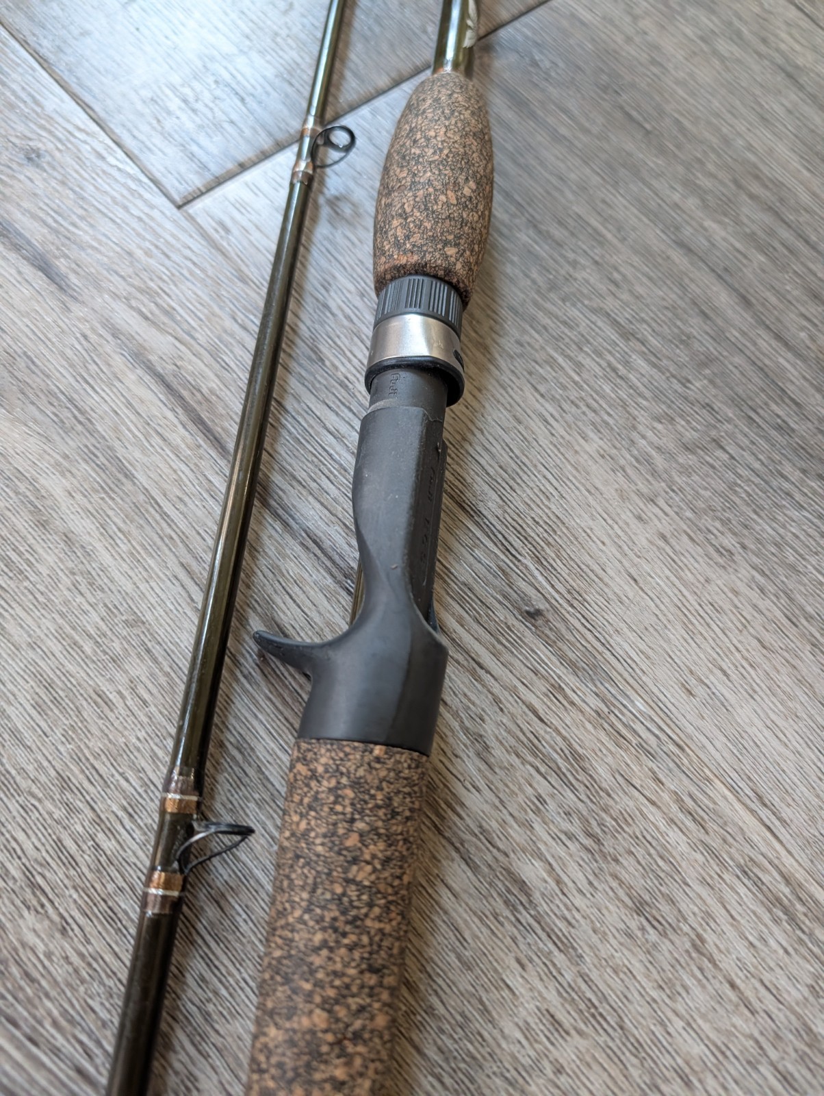 Fenwick Elite Tech Walleye Trolling EWT7’0M-MF 7′ Medium 2 Piece Walleye Trollin