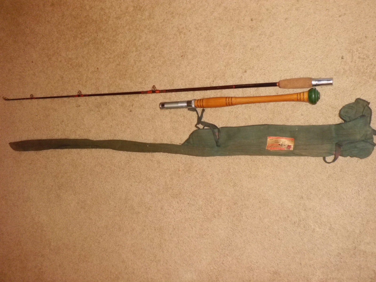 Vintage H-I Mohawk Sea Crest 3415 Fiberglass Boat 5-3/4′ Rod- USA