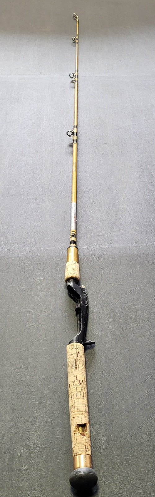 Heddon Musky Bait Casting Rod #1393, 4’6″, 4 Guides, Split Cork Grip, VG+ Cond