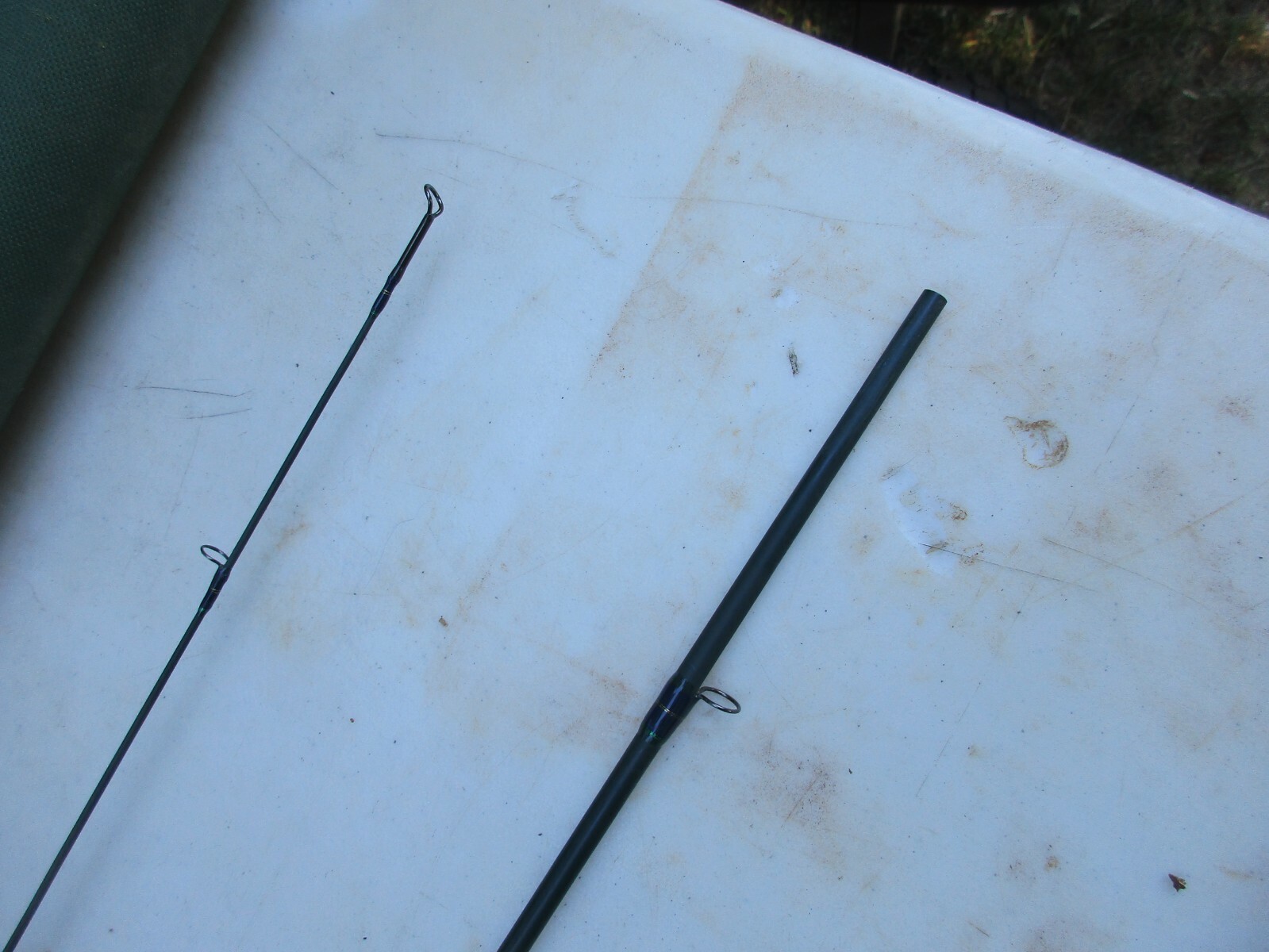 vogg fishing pole Fly Rod 9’ 4wt 2 pc. sock, case trout, reel 5/6 large arbor