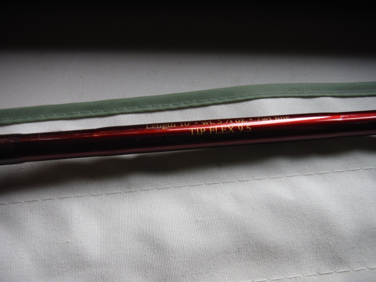 orvis zero gravity 7 weight, 9.5 ft tip flex 5.25 oz.