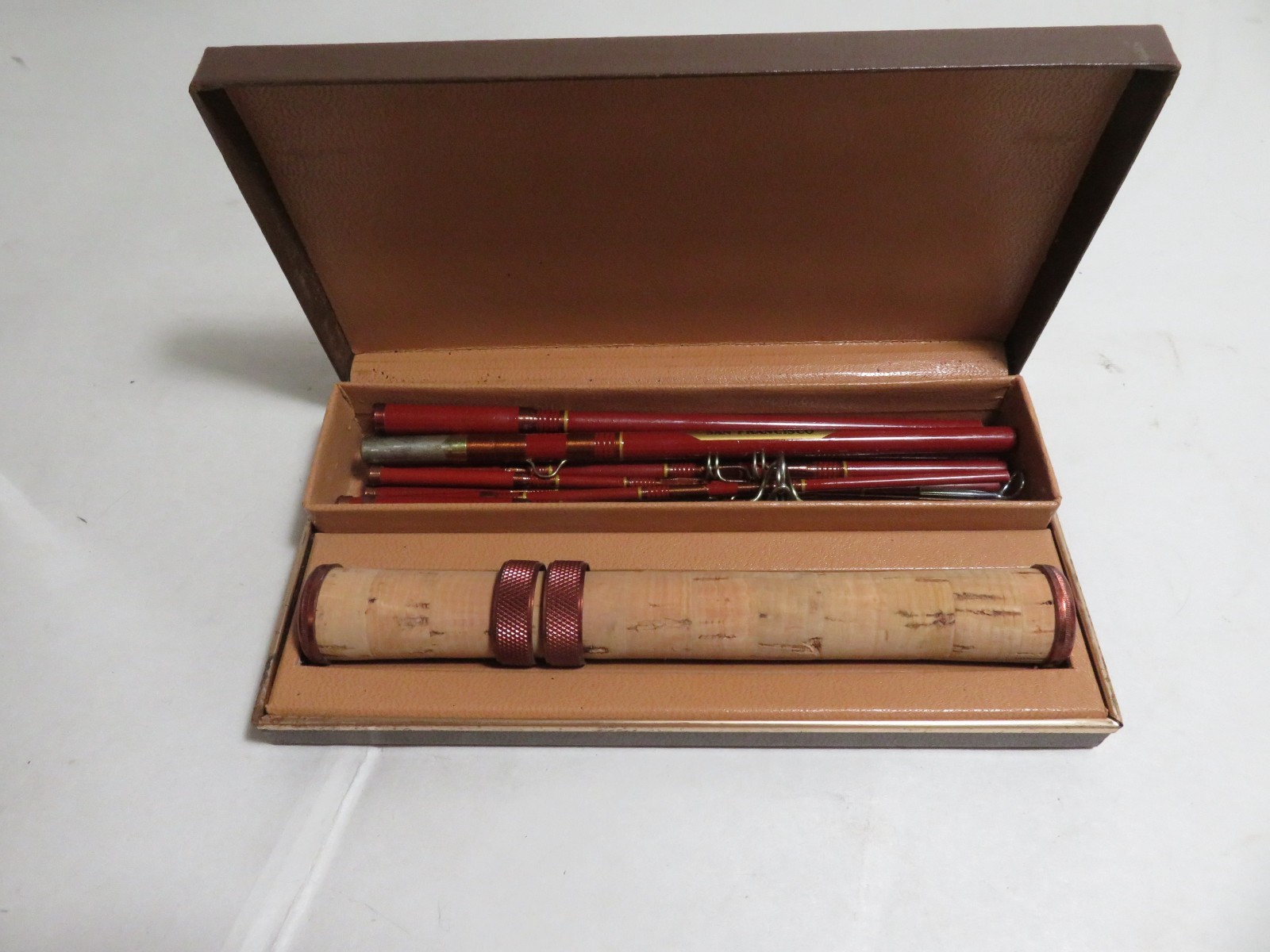 Abercrombie Fitch Passport Travel Fishing Rod 10 Piece With Case