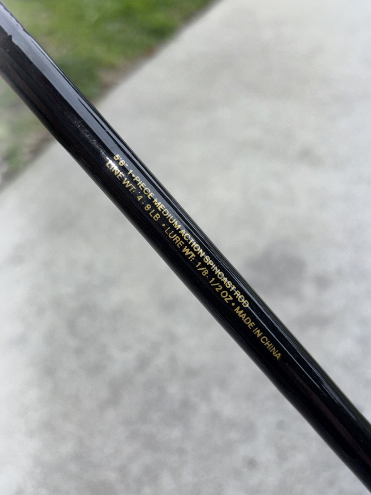 Gladiator Fighting Rod 5’6” 1 Piece Spincast Medium Action 4-8LB 1/8-1/2oz WORKS