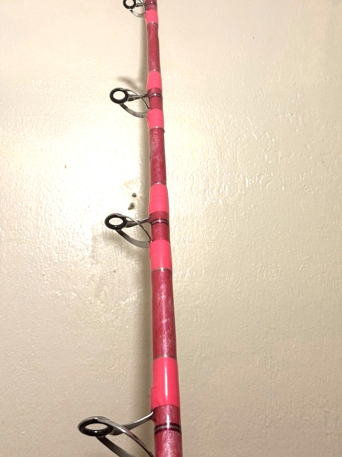 CUSTOM CONVENT SHARK ROD 8’5″ PINK PEARL MARBLE AFTCO 50-100 LB SILVER UB-4