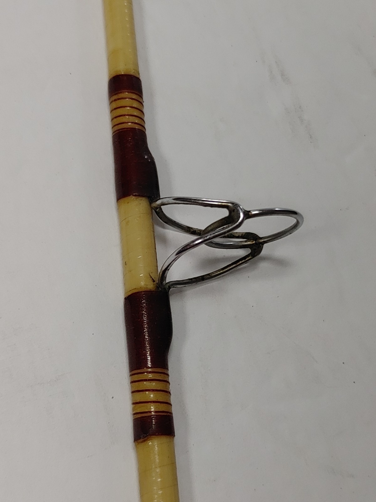 Shakespeare Wonderod SS-550-9′ Surf Fishing Rod 9′ 2 Pc. Vintage CLEAN & READY
