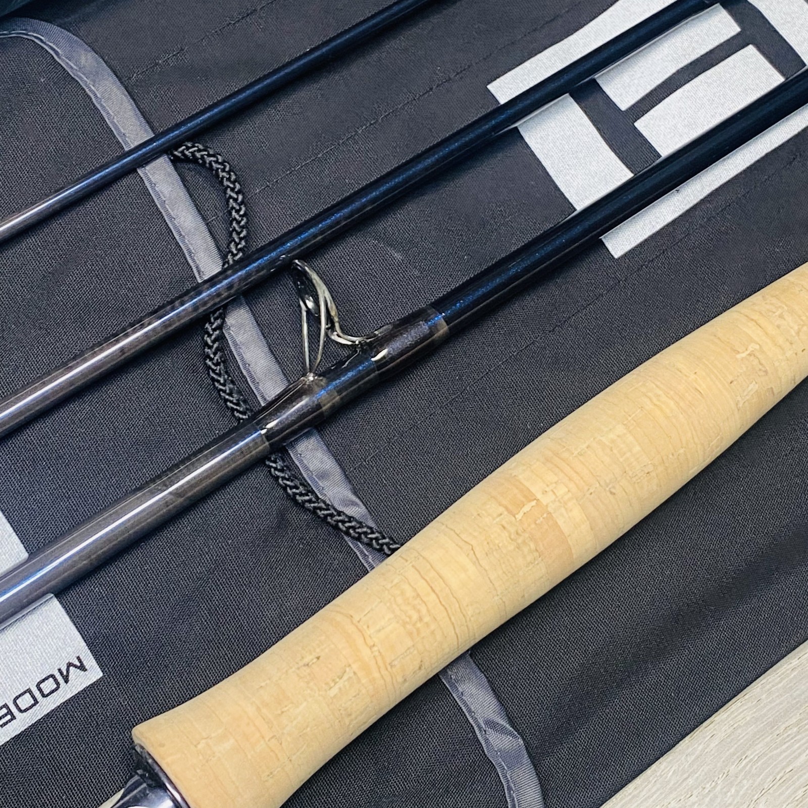 Orvis HELIOS-2 TIP FLEX 905-4 9’0” 5wt Fly rod w/Tube Case Sock [Beautiful]