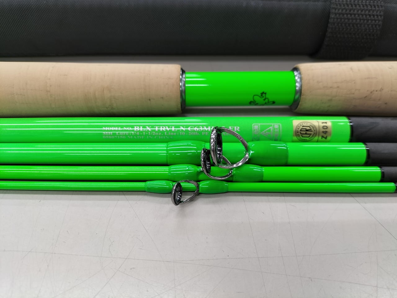 Daiwa Black Label Travel Rod 5-Piece Baitcasting 50in (127cm) with Soft Case