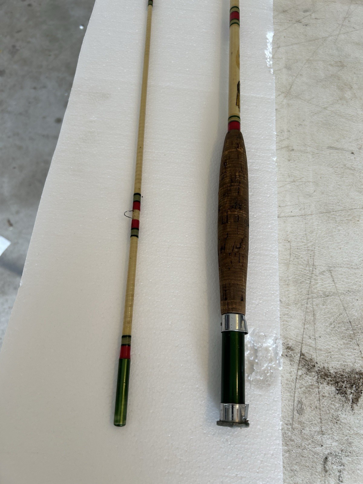 Vintage Shakespeare Wonderod 7’9″ Fiberglass Fly Rod 2 Pc BÉAUTY 1452B EUC