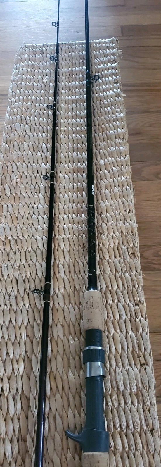 Near Mint Abu Garcia Northern Plus Five Pounder 7’6″ 2pc 6-17lb Med Spining Rod