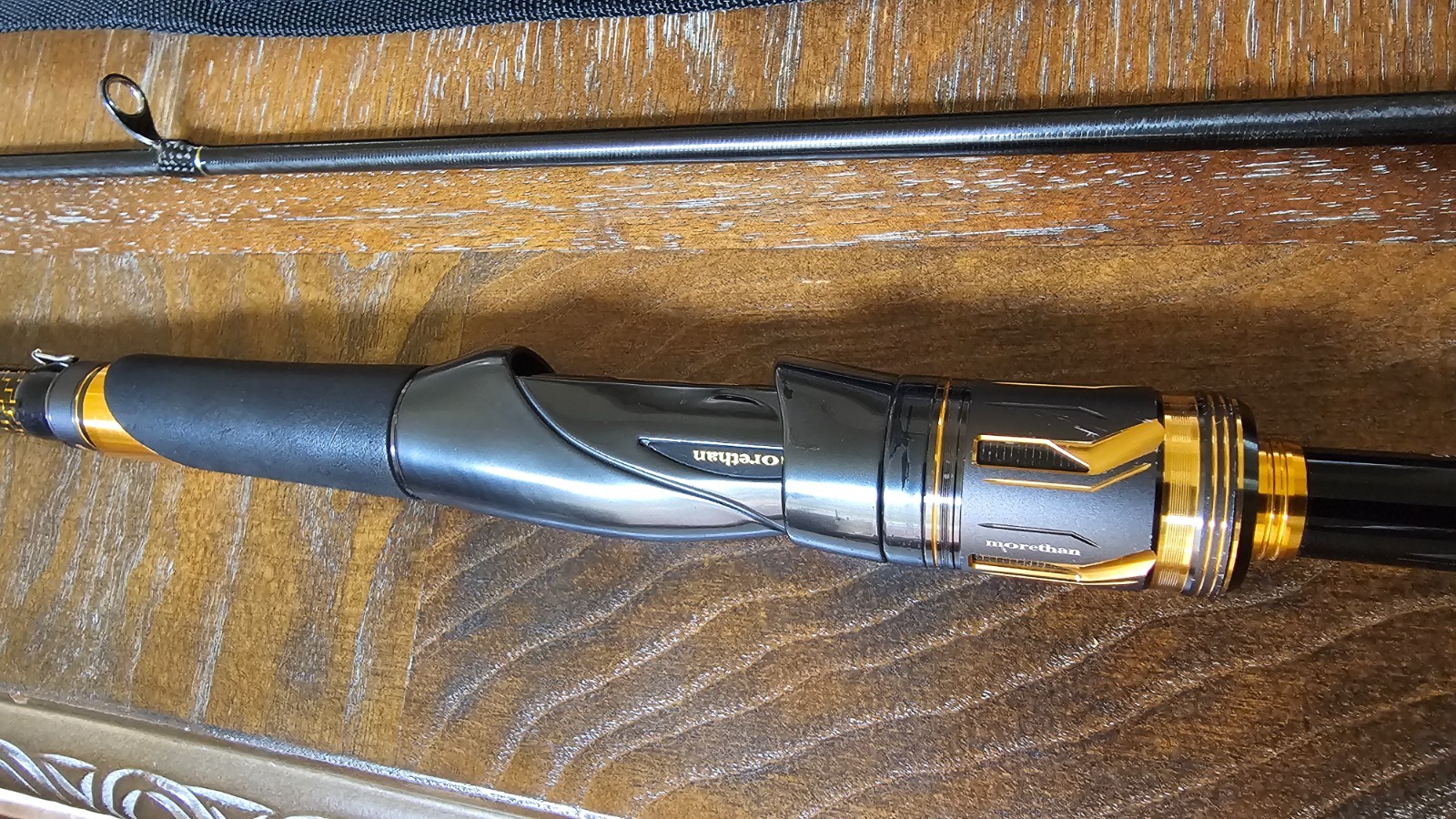 Daiwa Morethan Branzino EX AGS 98M/MH