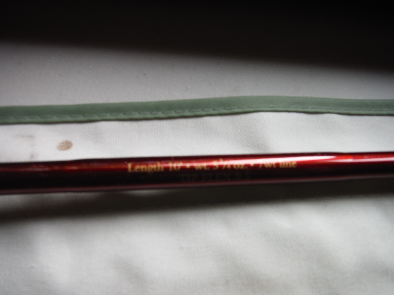orvis zero gravity 7 weight, 9.5 ft tip flex 5.25 oz.