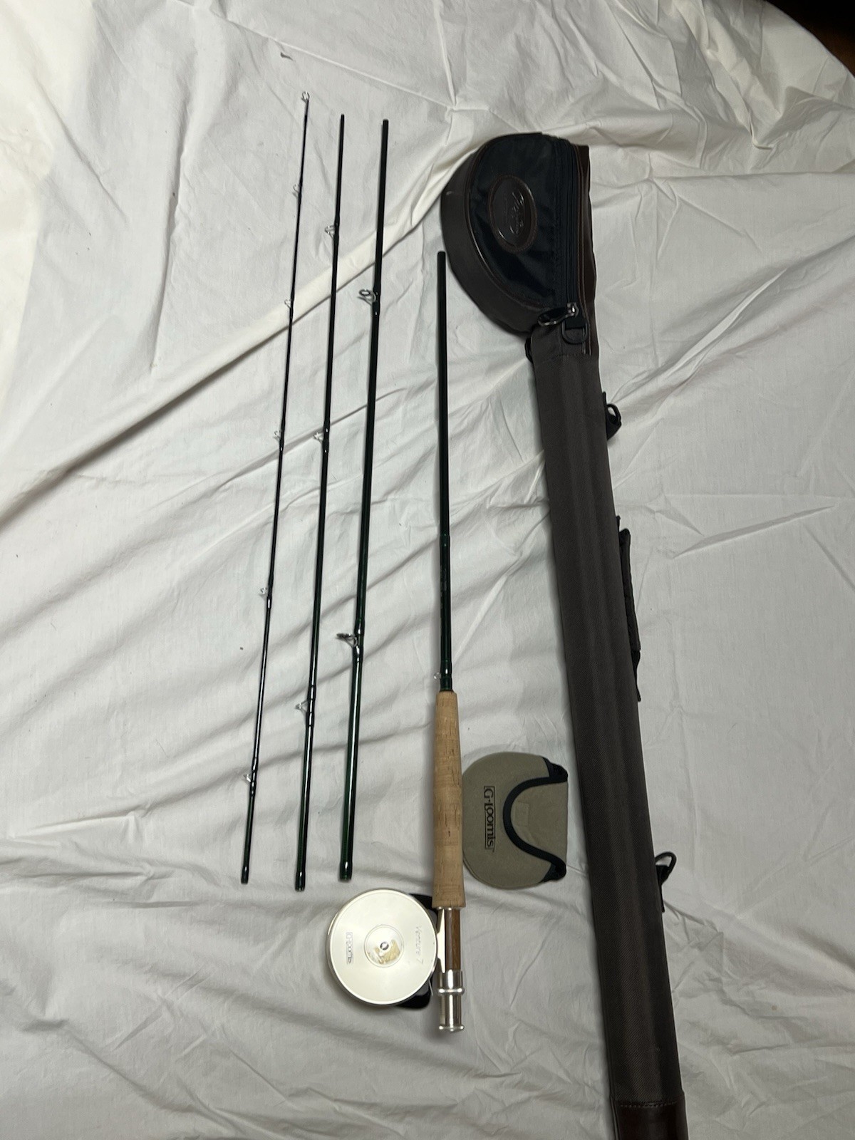 Rod & Reel – G-Loomis Venture 7 Reel 6WT – w/ Lamiglas Fly Rod TR906- 9′, 6-wt.