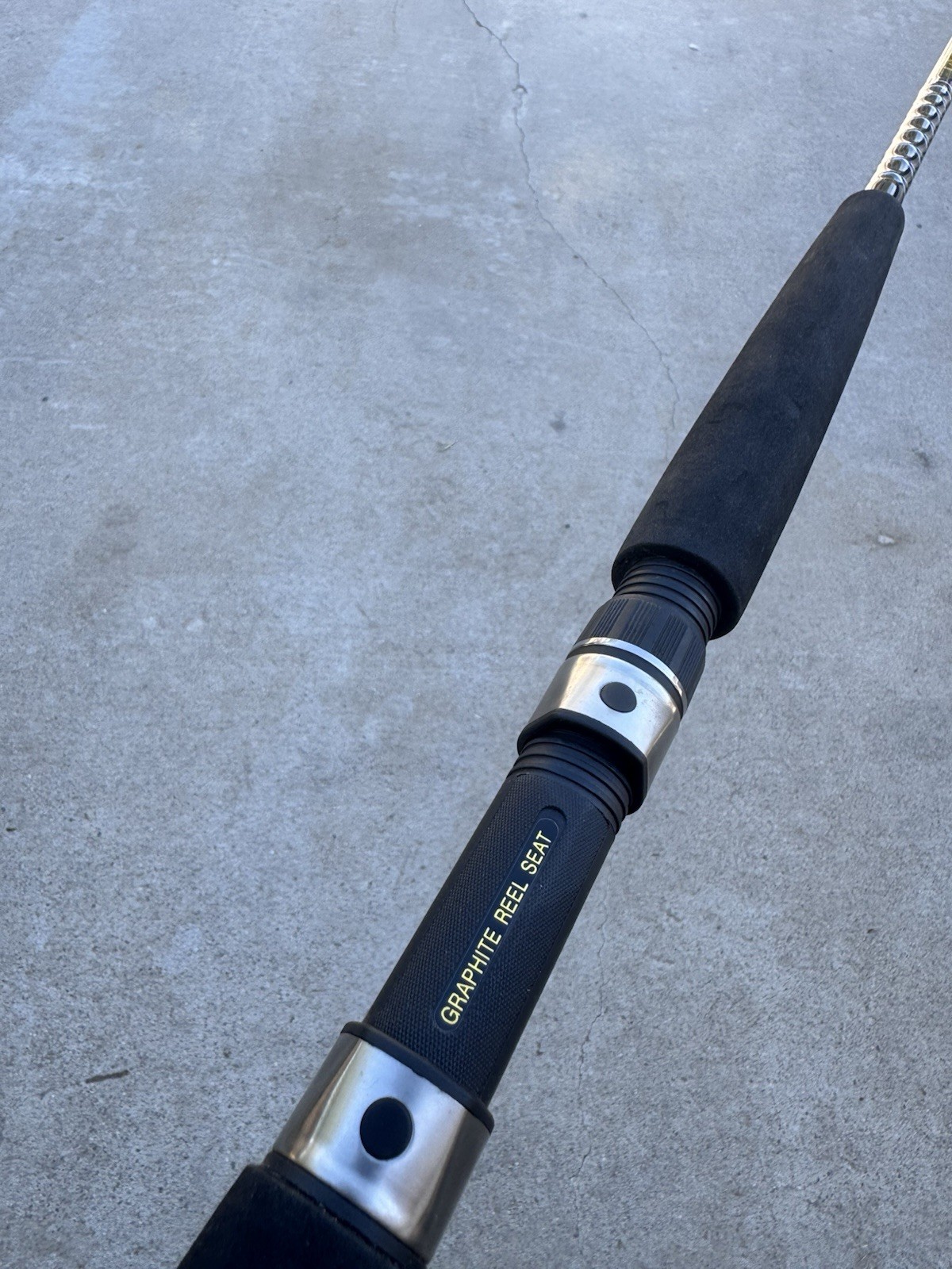 Cabelas Salt Striker CSS-BC665A Fishing Rod 1 Graphite