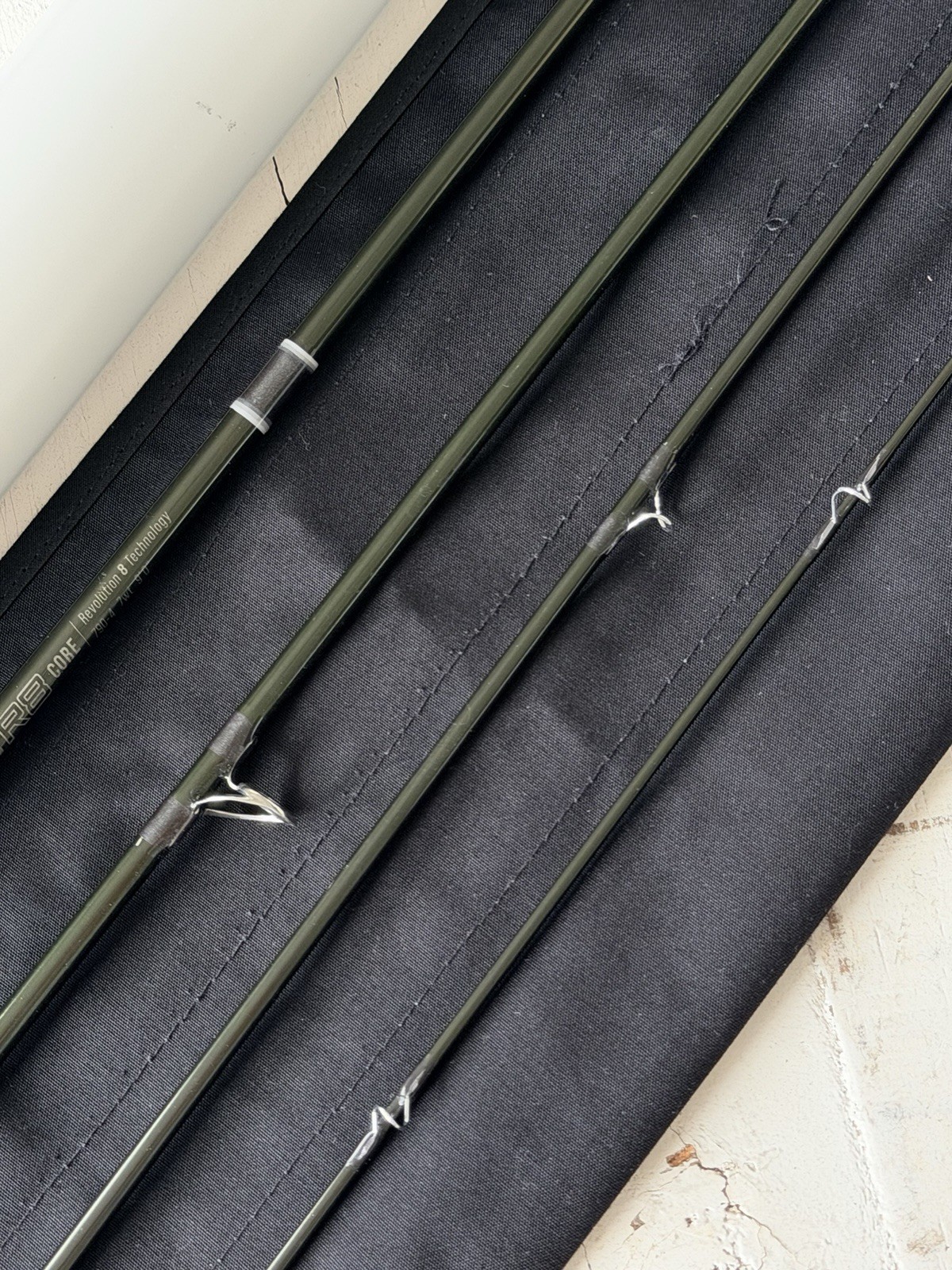 **BEAUTIFUL** 🔥 SAGE R8 Core 7wt 9’ft FlyRod!!🔥~LEGENDARY~🔥