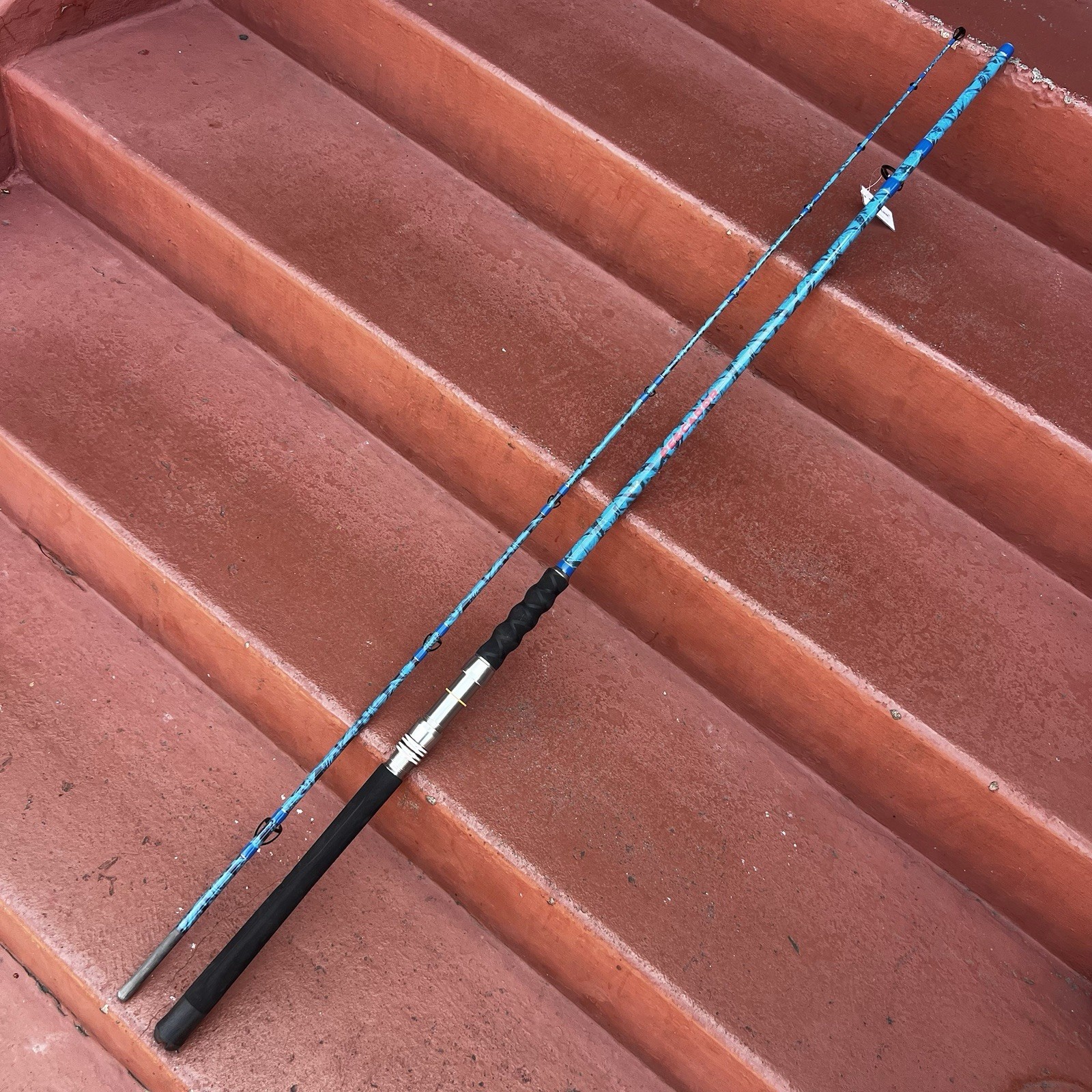 Fiblink PESCADOR 9’ MH Surf Fishing Rod 2 Pc PES902MH New Other w/ Tag 15-30lb