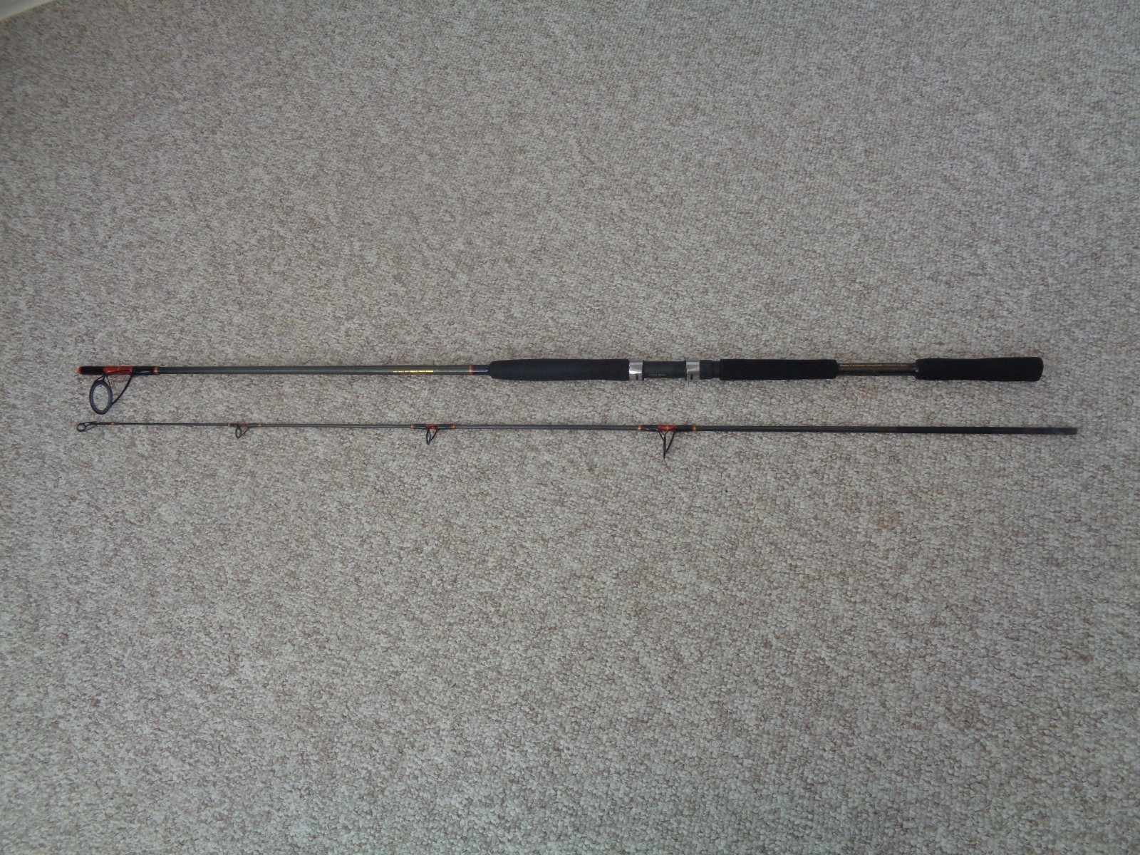 Penn Spinfisher Surf Rod SBG-9809M Medium Action 9′ 2 PCS