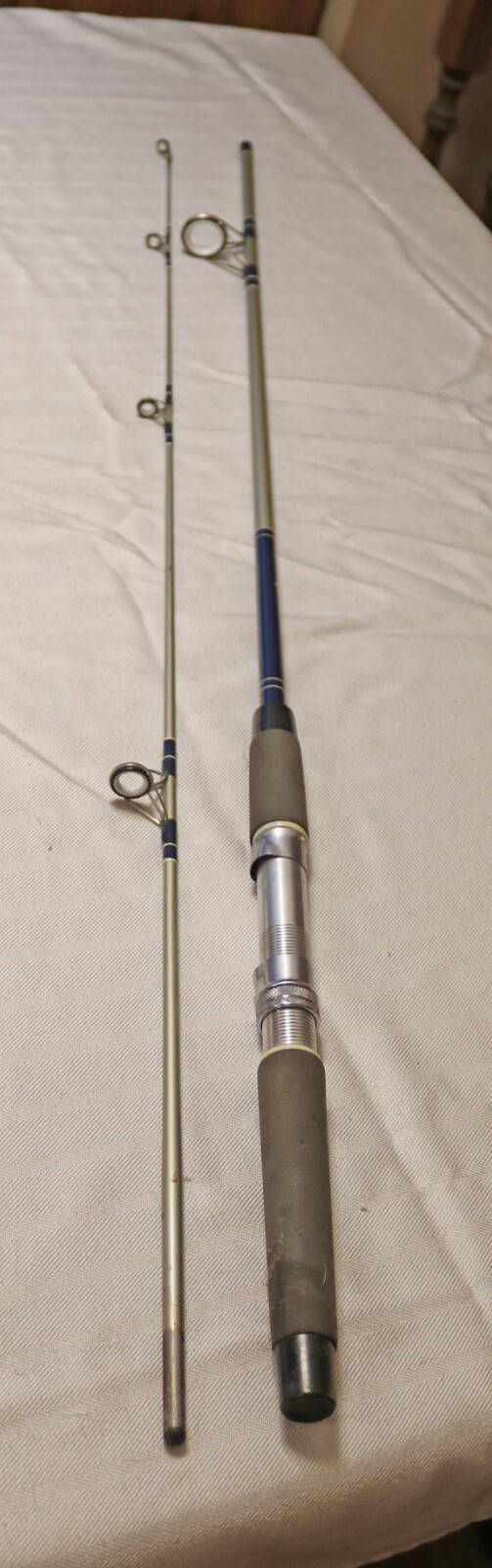 Shakespeare Alpha SP1310 Spinning Rod 6 Foot 6 Inch Medium Action Fishing Rod