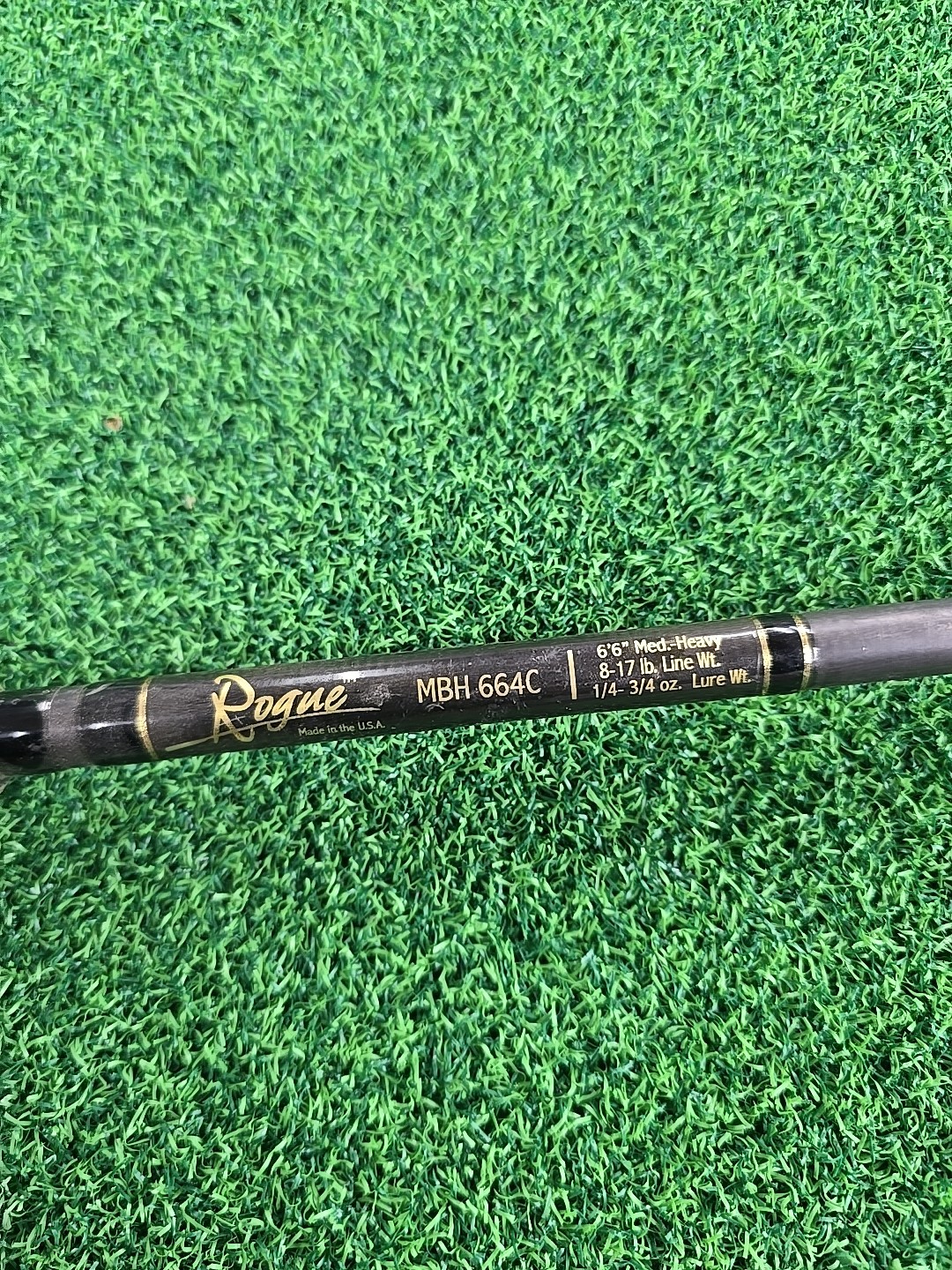 Rogue 6’6″ 1 pc 8-17 LB Line Weight Casting Rod – USA – BROKEN EYELET