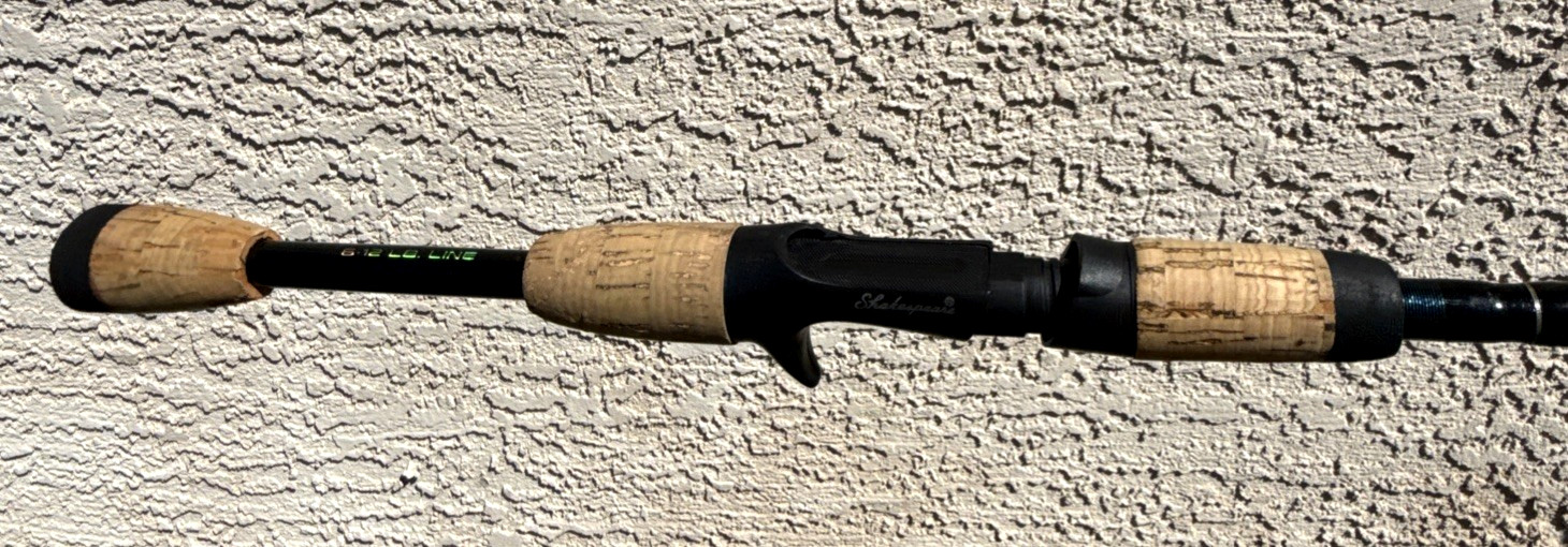 Shakespeare Conquest 2 Piece Fishing Rod 6’0” (6-12 lb) Medium CONSC 60 2M