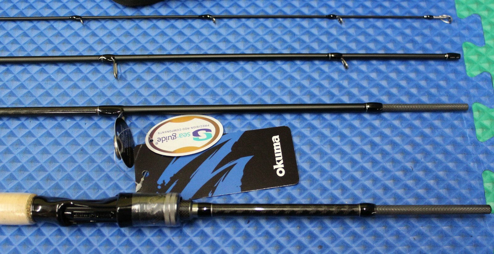 Okuma Voyager Signature Freshwater Rod 7′ 2″ Medium 4-Pc W/Soft Case VSS-S-724M