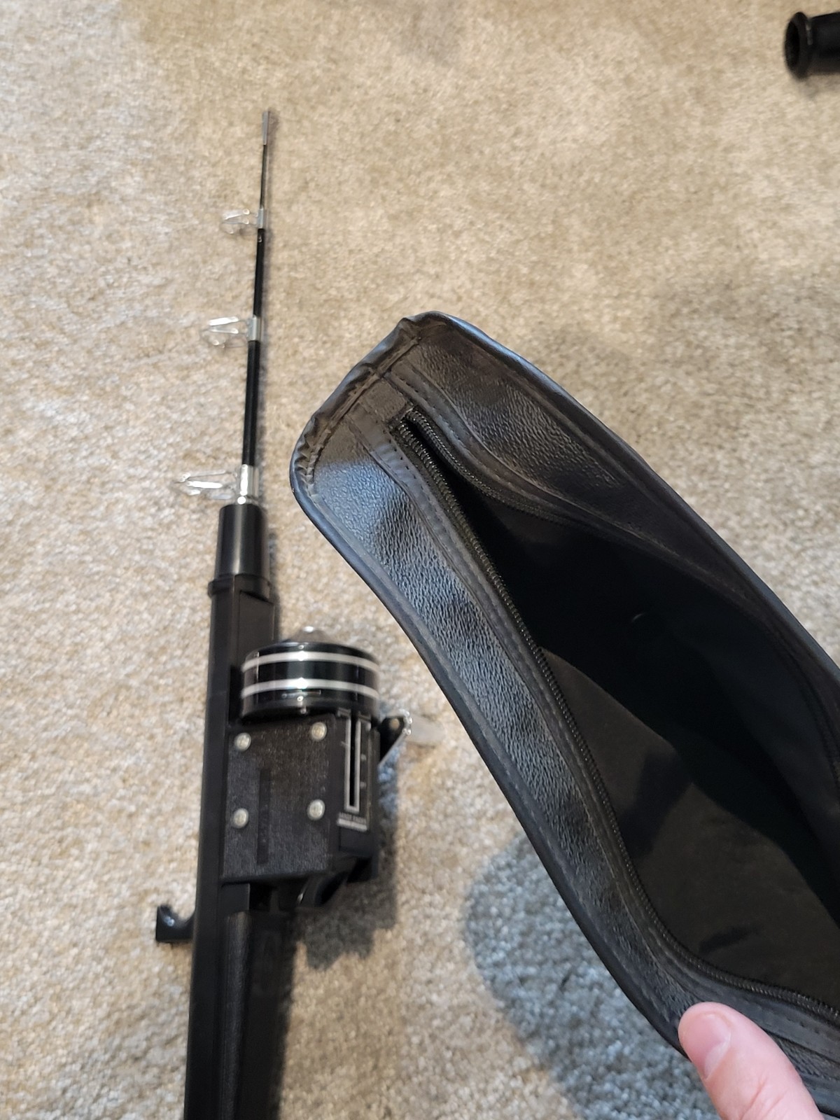ST. CROIX 1970’s Extendable Fishing Rod W/ Carrying Bag (missing Range Finder)