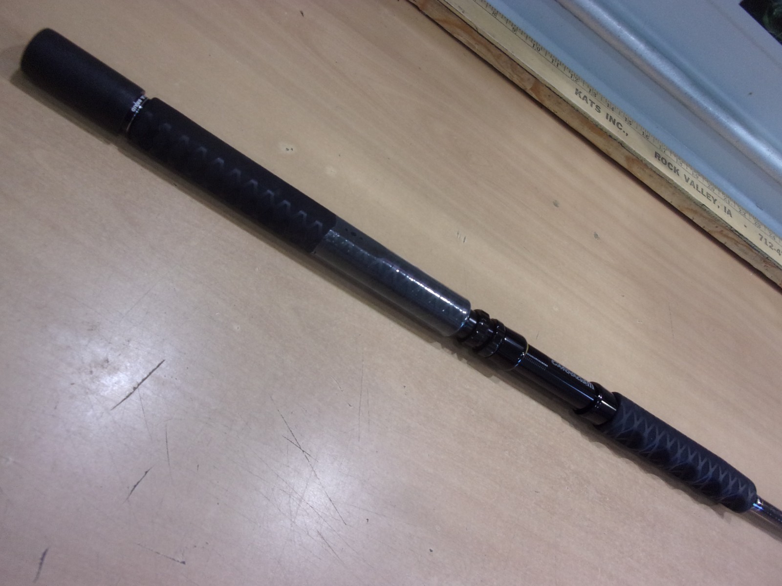 PENN CARNAGE III BOAT SPINNING ROD 7 foot Medium Light power