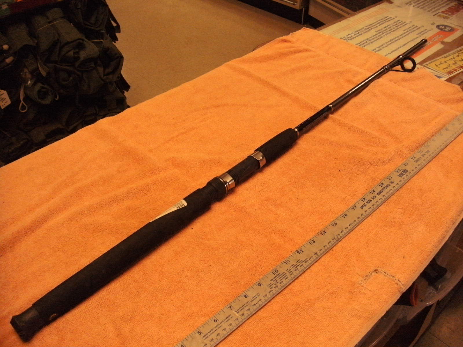 Shakespeare R2F Ready To Fish Lower Handle Section , Used Excellent cond, see P