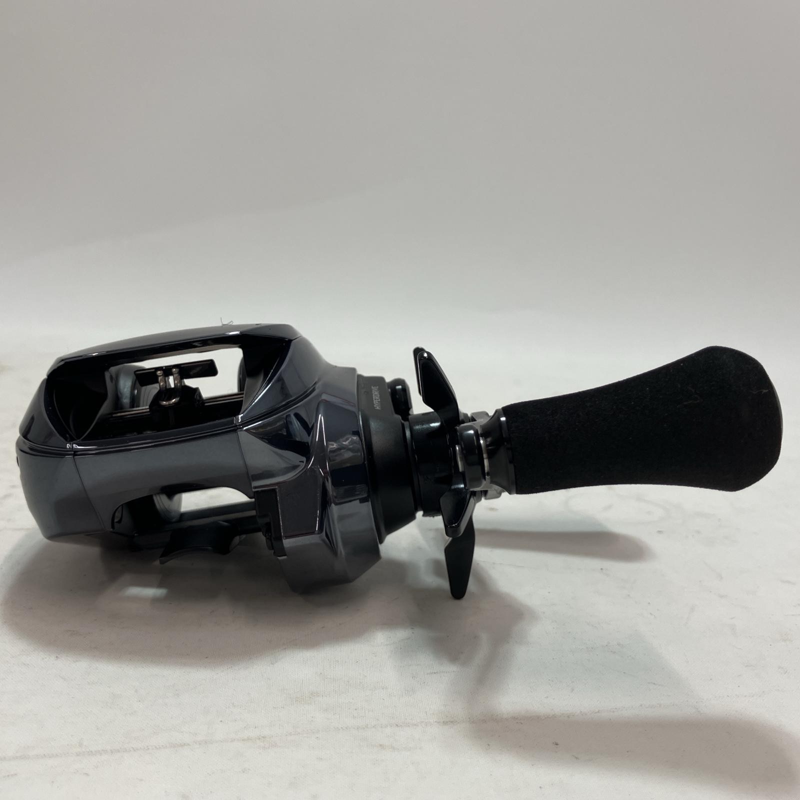 DAIWA Baitcasting reel IM Z Limit Breaker XHL TW HD-C 630305 With box