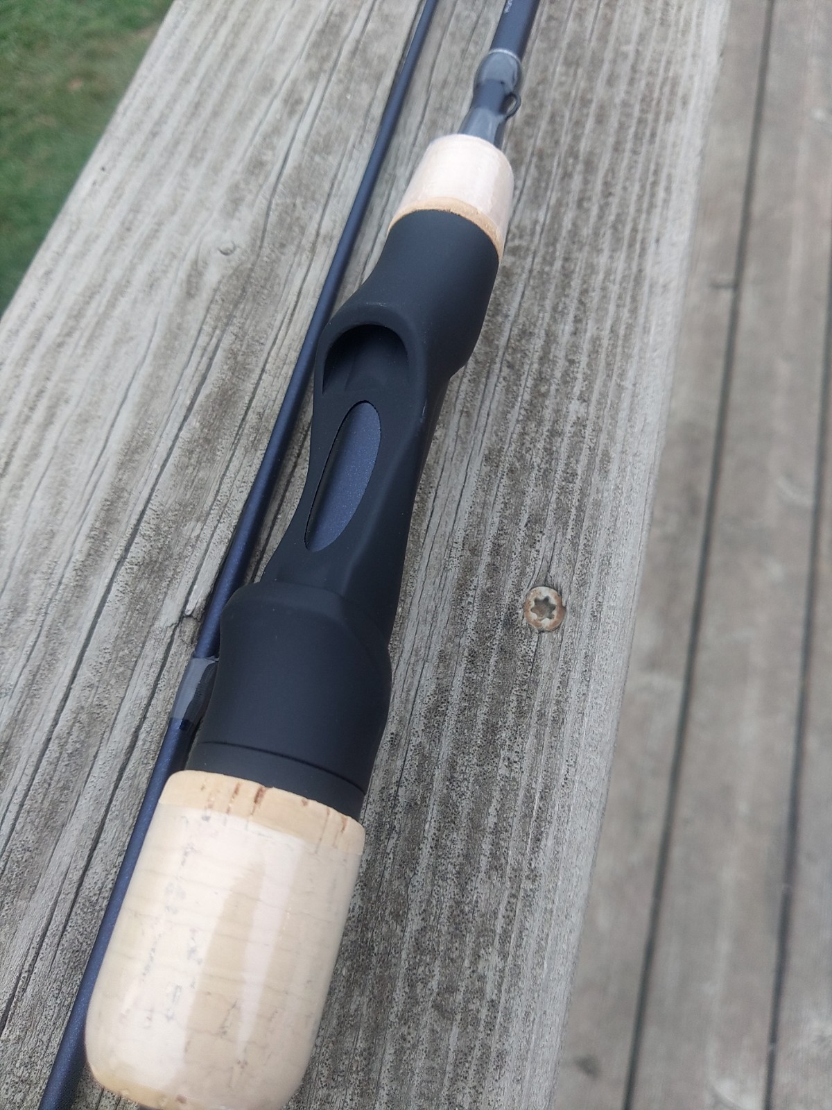 Pflueger President XT 5”6″ 2 Pcs Ultra Light-Moderate Fast Spinning Rod.