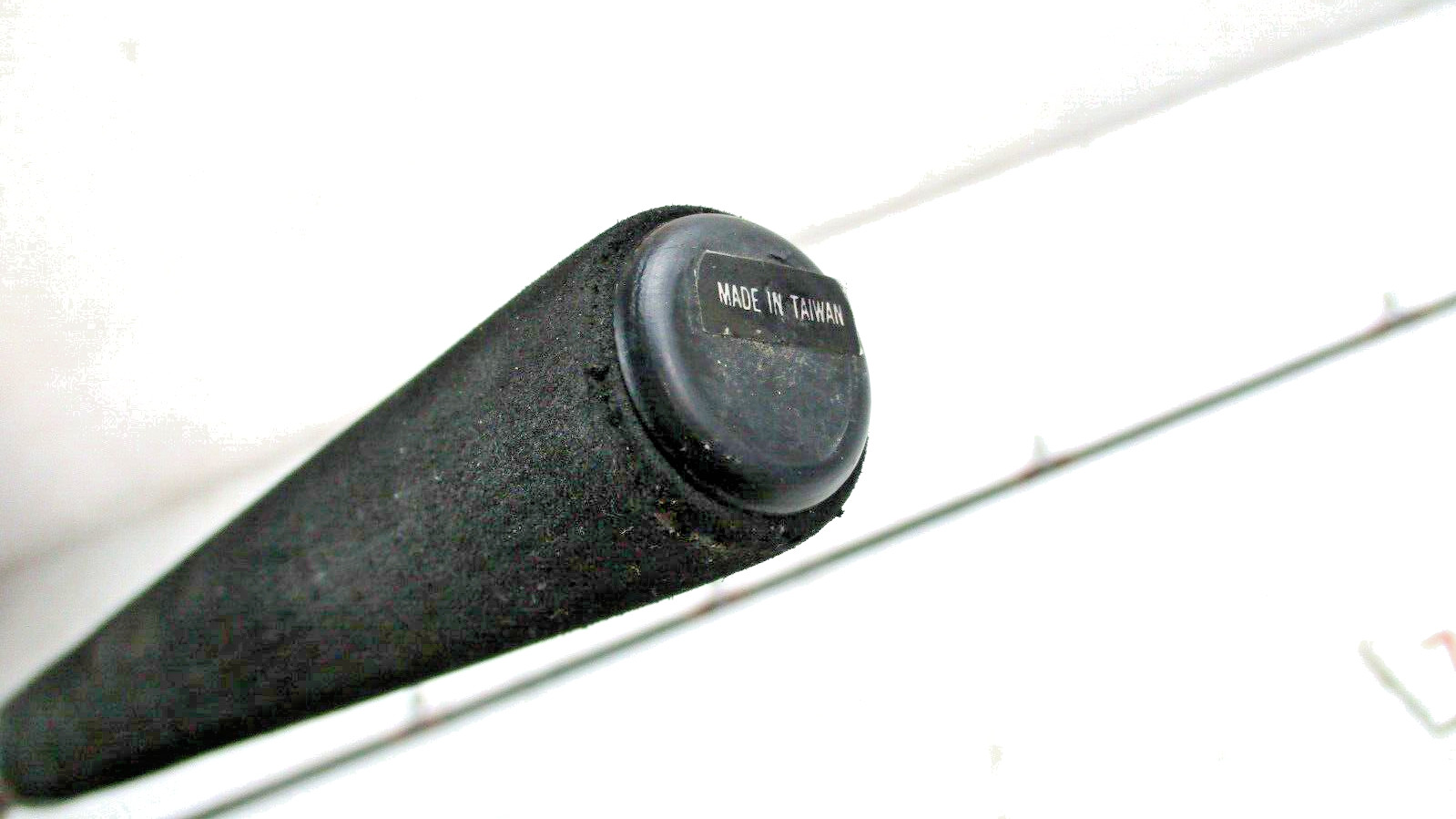 Bass Pro Shops Pro Comp II 8’6″ Med Lt Action Line 12- 20 Fishing Rod