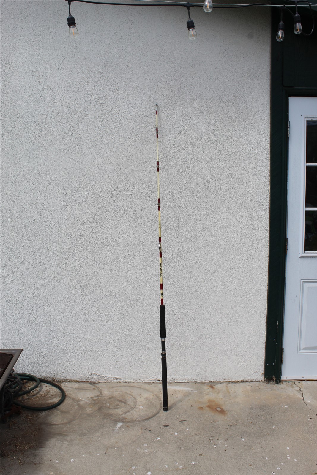 PENN SENATOR ROD 4/0 S-3240 RF LINE RANGE RF 30 – 50 LB USED 6′ 6″ INV R5