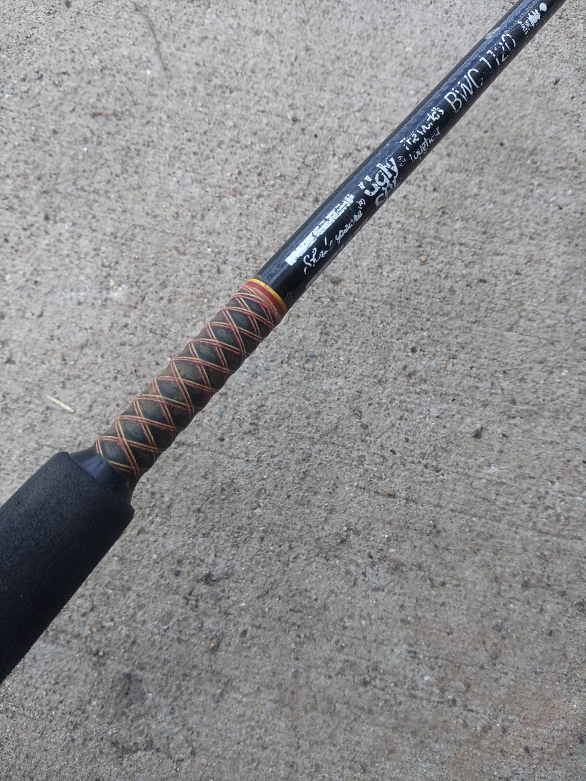 Vintage Shakespeare Ugly Stik BWC 1120 5′ 6″ 15-25lb w/ Trigger Grip.