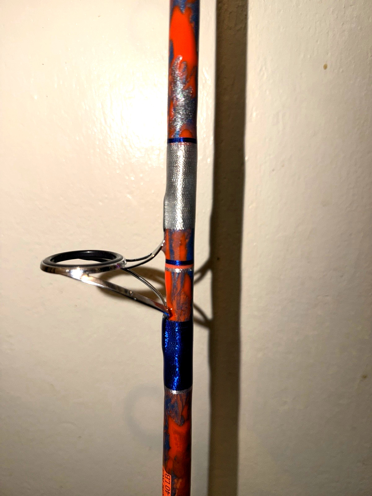 CUSTOM SPINNING ROD 7′ 20-40 LB ORANGE BLUE SILVER SPARKLE MARBLE NEW