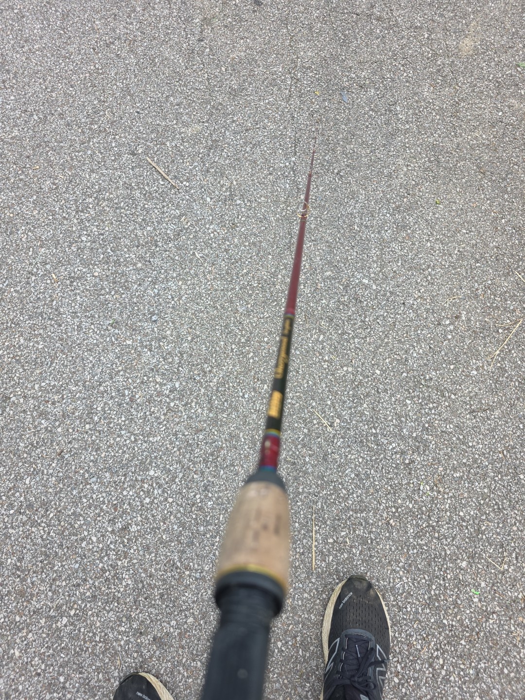 Berkley Cherrywood Graphite CWC561M 5′ 6″ Medium Action 1-Piece Casting Rod.