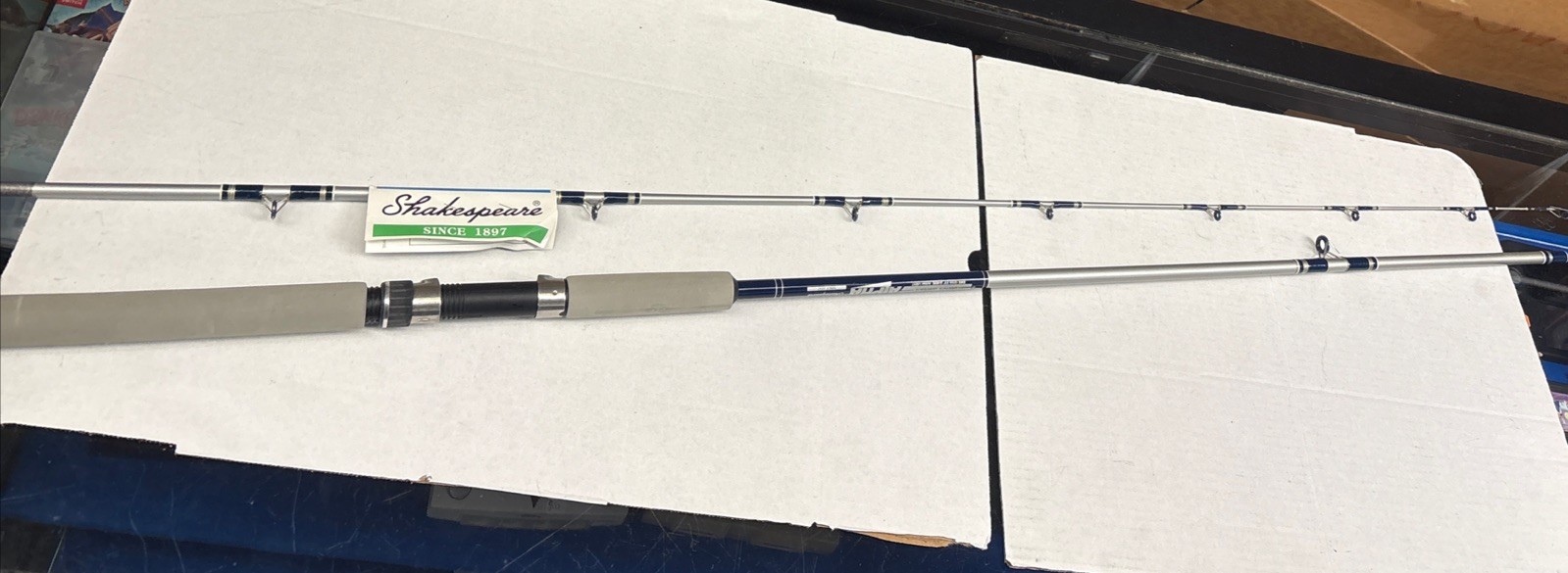 Shakespeare Alpha BWD 1310A 8’6 Fishing Rod NOS 2 Piece