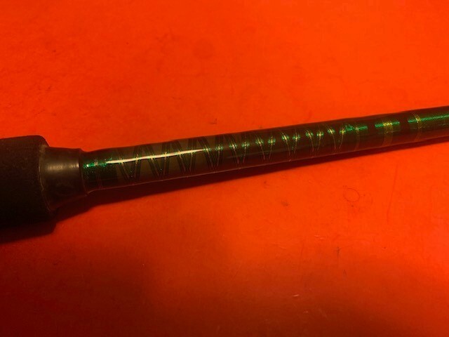 CUSTOM BUILT GLOOMIS BB965 GL2 8 FOOT 15 TO 30 LB. CONVENTIONAL BAITCASTING ROD