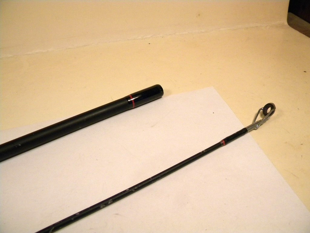Shakespeare SC 56 2M medium 5’6″ casting rod